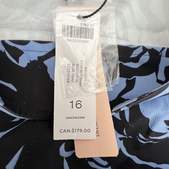 Chico's Black Label Blue Rose Floral Pants Statement Chic Art Print Sz 16 NWT - Picture 4 of 10